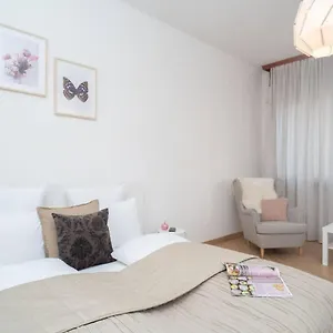 Convenient In The Heart Of Downtown , Budapest Hungary